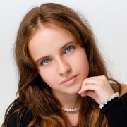 София Е.