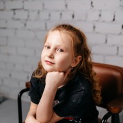 Ангелина К. 0